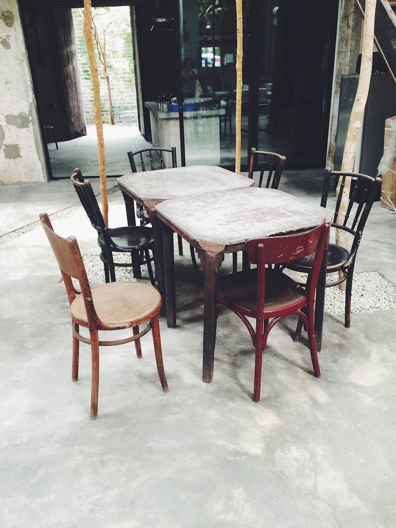 The vintage stools and canteen table are similar to Awesome Canteen's PJ concept. — Picture courtesy of Awesome Canteen