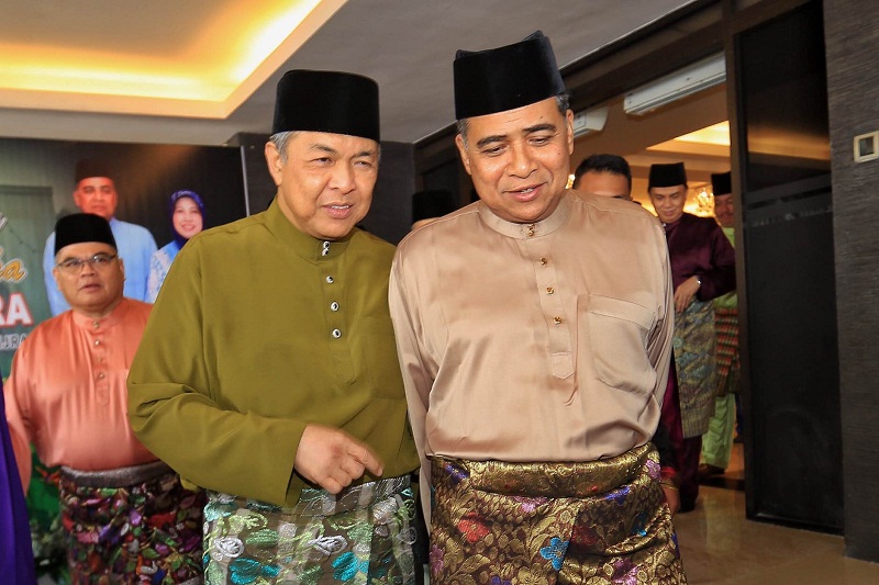 Home minister Datuk Seri Ahmad Zahid Hamidi (left) Inspector-General of Police Tan Sri Khalid Abu Bakar at a Raya open house in Bukit Aman, Kuala Lumpur, July 17, 2015. u00e2u20acu201d Picture by Saw Siow Feng