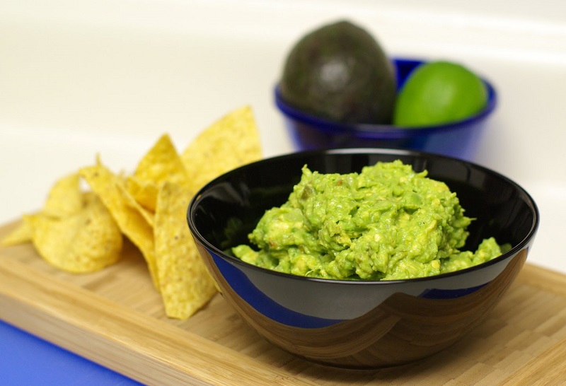 The New York Timesu00e2u20acu2122 recipe for guacamole with peas launched a raging Internet controversy with the majority of Americans joining in against the idea. u00e2u20acu201d file pic