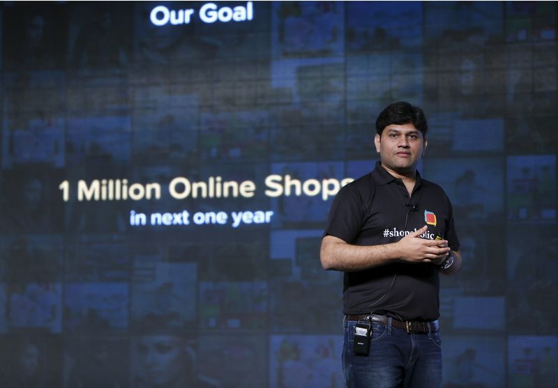 Sandeep Komaravelly, senior vice president of marketing of Indian online marketplace Snapdeal, addresses a news conference in New Delhi, July 16, 2015. u00e2u20acu201d Reuters pic