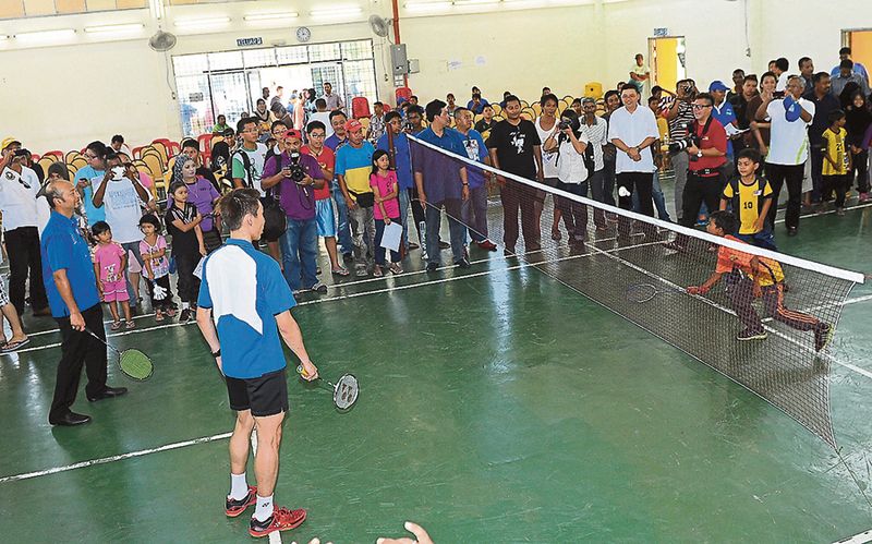 Lee Chong Wei takes part in an audition for young talents in May, 2013. Tengku Mahaleel hopes to have a pool of 40,000 shuttlers from schools. u00e2u20acu201d File pic