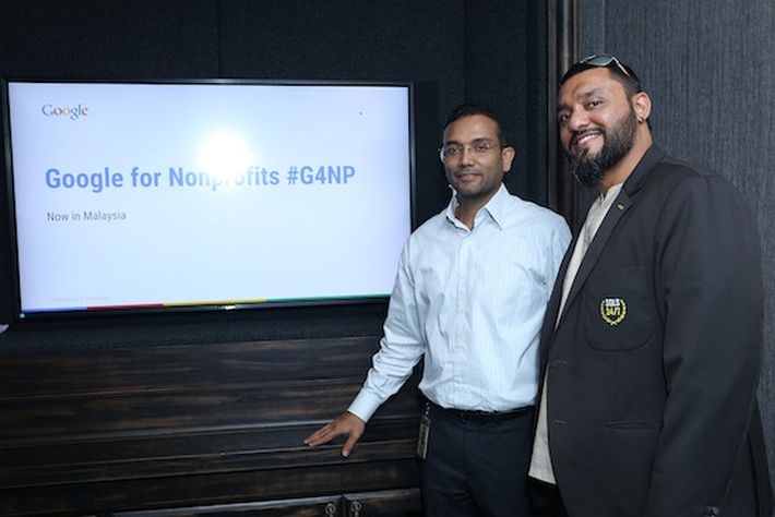 Google managing director Sajith Sivanandan (left) and SOLS 24/7 founder Raj Ridvan Singh. u00e2u20acu201d DNA picn