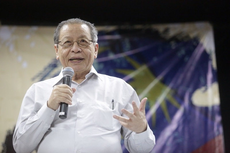 Lim Kit Siang said said he plans to skip the funeral of former Farlim assemblyman Loke Swee Chin scheduled for today to show his support for the MACC. u00e2u20acu201d Picture by Choo Choy May