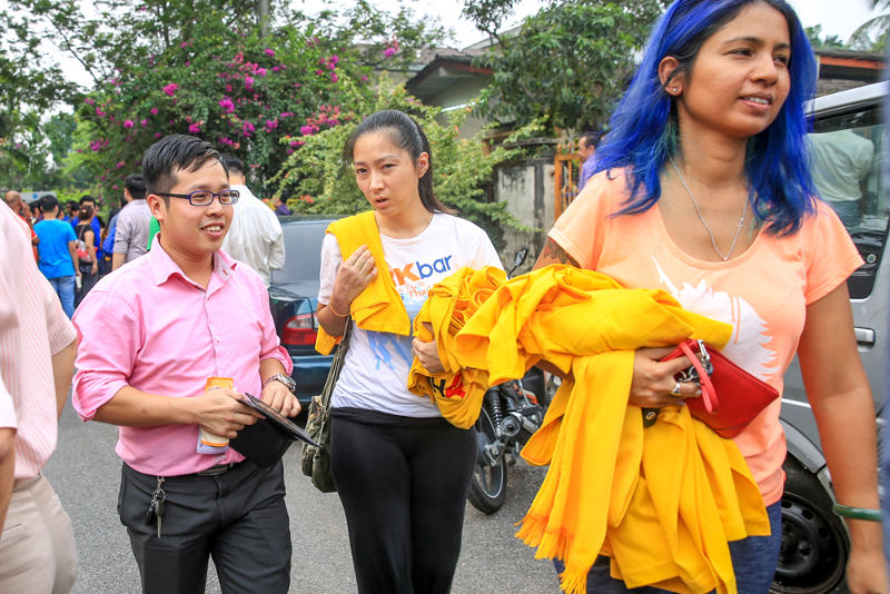 Supporters buy the popular yellow Bersih 4 T-shirts from the Bersih 2.0 Petaling Jaya office, Aug 25, 2015. u00e2u20acu201d Picture by Saw Siow Feng 