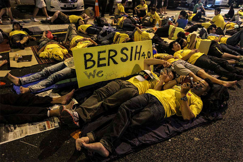 Protesters sleeping on the street during the Bersih 4.0 rally in the early hours of August 30, 2015 in Kuala Lumpur. u00e2u20acu201d Picture by Yusof Mat Isa