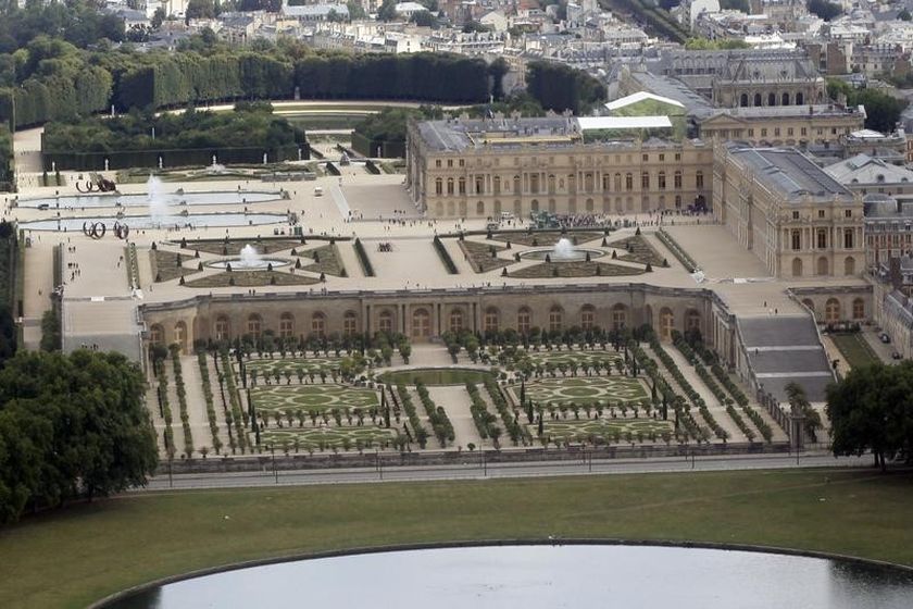 The Chateau de Versailles (Versailles Palace) is seen in an aerial view outside Paris July 14, 2011. u00e2u20acu201d Reuters pic