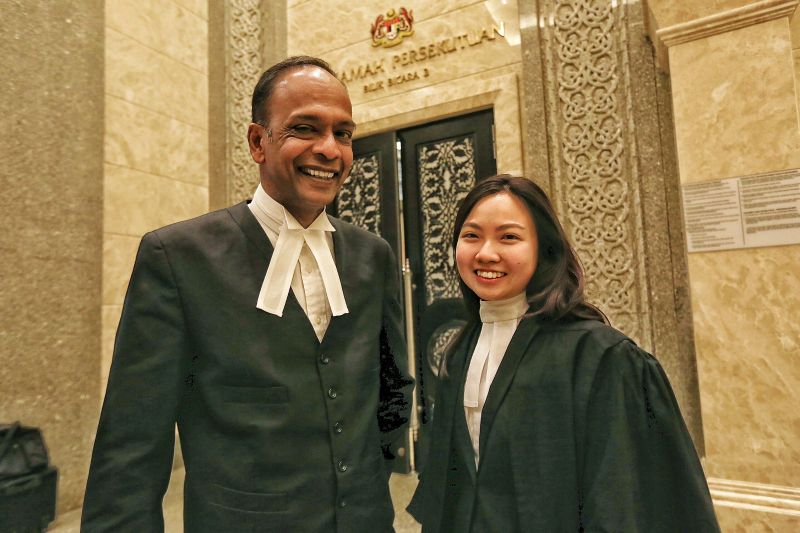 Lawyers Datuk David Morais (left) and Karyn Khoo (right) represent the respondent who is being sued for sexual harassment in a test case at the Federal Court. 
