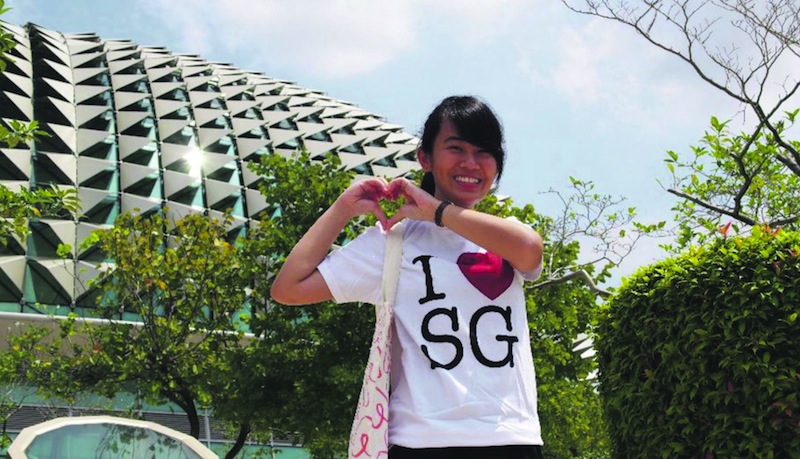 Erhu-violin mashup wins Tay Zhi Wen the title of Airbnb's giggest SG50 fan, a stay at the Esplanade and ticket to the National Day Parade.
