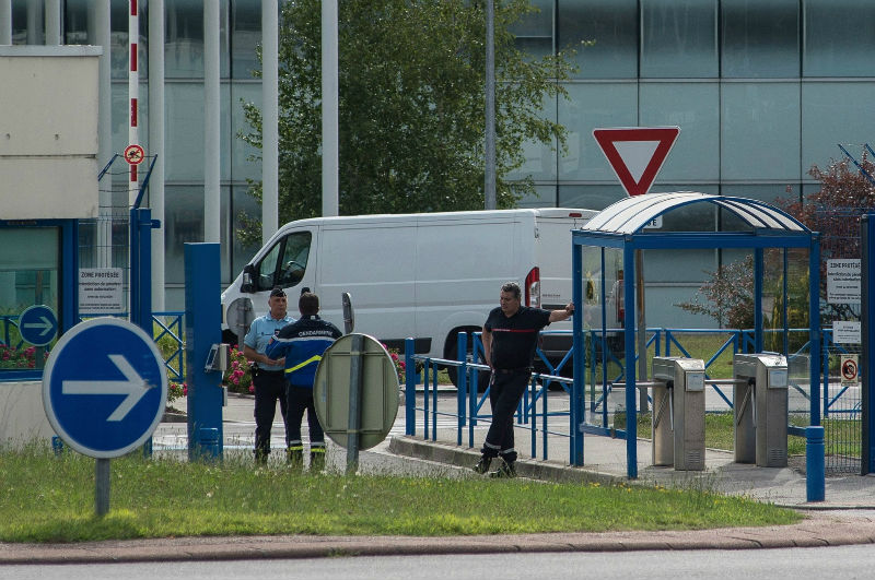 A van transporting debris found on Reunion Island arrives inside the Direction generale de l'armement (DGA) offices laboratory that specialises in analysing aviation wreckage in Balma, Toulouse, France, August 1, 2015. u00e2u20acu201d Reuters pic
