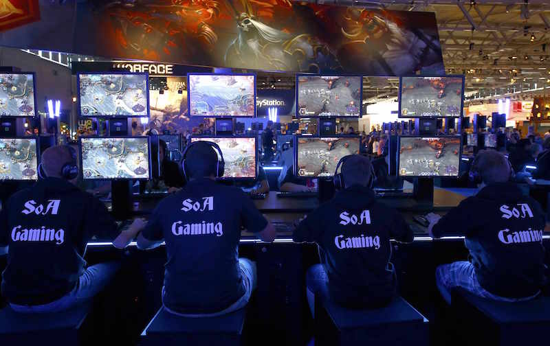 Visitors play u00e2u20acu02dcHeroes of the Stormu00e2u20acu2122, developed by video game producer Blizzard Entertainment, using computers during the Gamescom fair in Cologne August 5, 2015. u00e2u20acu201d Reuters pic