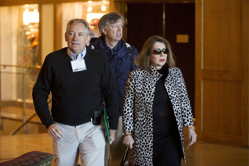 Federal Reserve Bank of New York Vice President Simon Potter (left), Harvard professor Carmen Reinhart and her husband Vincent at the annual Jackson Hole Economic Policy Symposium, August 28, 2015. u00e2u20acu201d Reuters pic