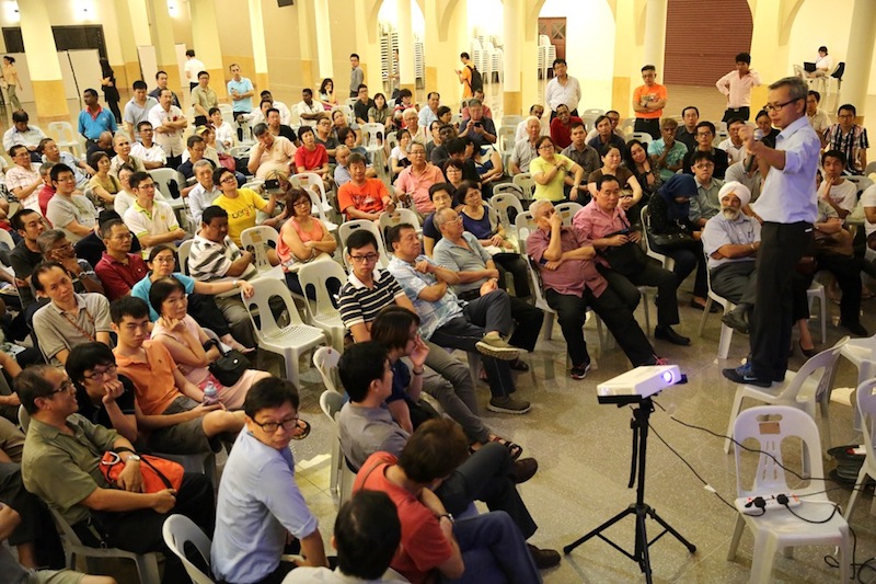 Tony Pua adressing the crowd at the 'Malaysia: Where do we go from here?' forum at Kuala Lumpur And Selangor Chinese Assembly Hall, August 5, 2015. u00e2u20acu201d Picture by Choo Choy May