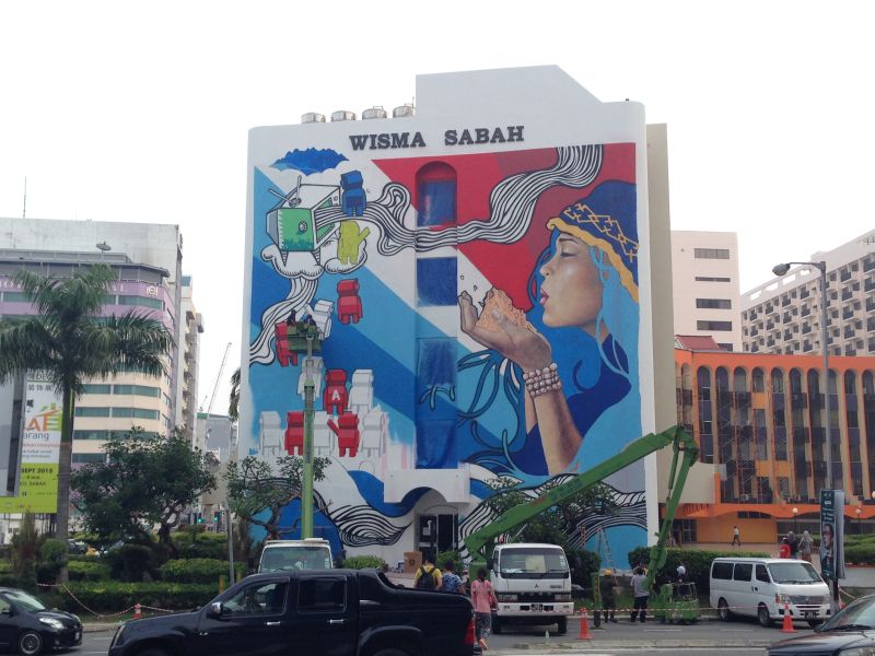 Local street artists commissioned to work on Wisma Sabah and Wisma Intiutama.