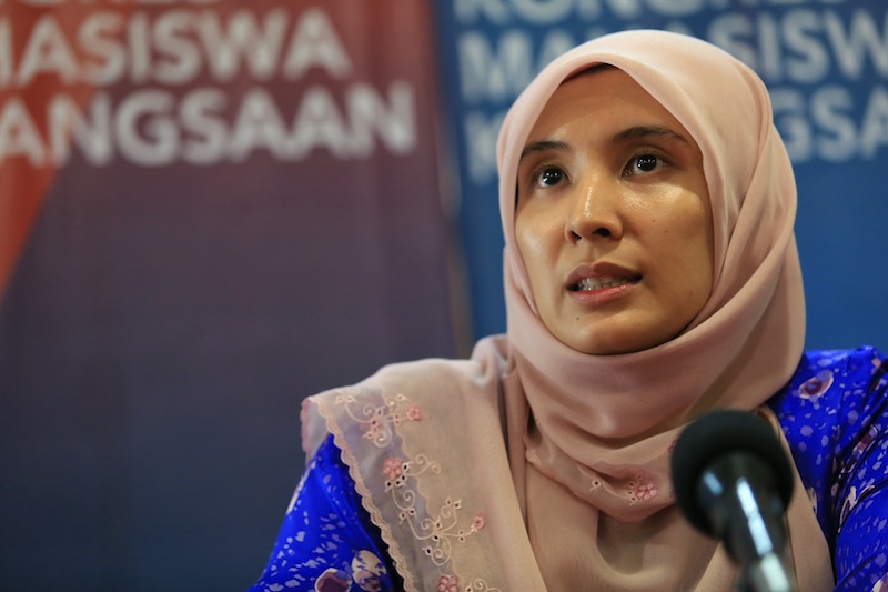 Nuurl Izzah Anwar at the Kongres Mahasiswa Kebangsaan 2015 @ Auditorium Majlis Perbandaran Ampang Jaya. u00e2u20acu201d Picture by Saw Siow Feng