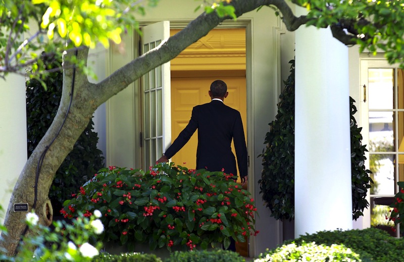 US President Barack Obama enters the Oval Office of the White House upon his return to Washington from the Walter Reed National Military Medical Center in Bethesda, September 16, 2015. u00e2u20acu201d Reuters pic