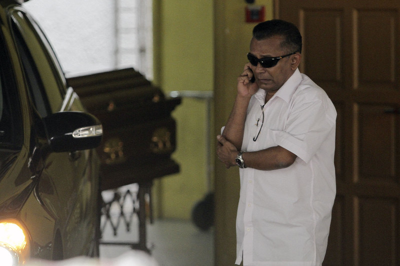 David Ramesh Morais arrives at the HKL mortuary in Kuala Lumpur.