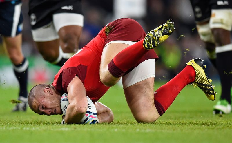 England's Mike Brown in action against Fiji in the opening World Cup rugby match at Twickenham Stadium, London September 18, 2015. u00e2u20acu201d Reuters pic