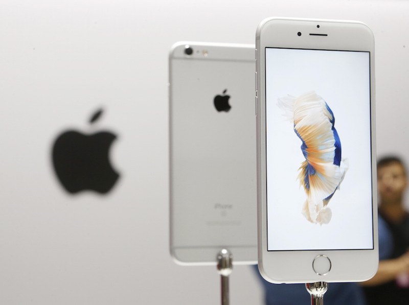 The new Apple iPhone 6S and 6S Plus are displayed during an Apple media event in San Francisco September 9, 2015. u00e2u20acu201d Reuters pic