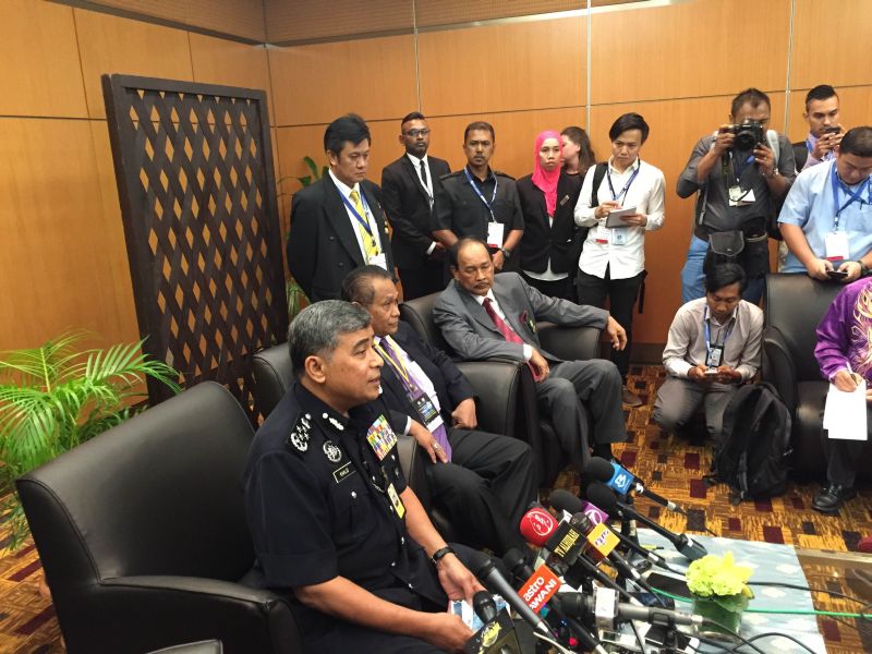 Inspector General of Police Tan Sri Khalid Abu Bakar speaking to reporters after launching a security convention in KLCC today. u00e2u20acu2022 Picture by Kamles Kumar