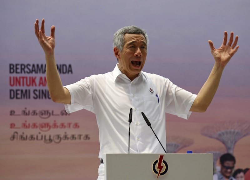 Secretary-General of the ruling People's Action Party (PAP) Lee Hsien Loong speaks at a lunchtime rally in the central business district in Singapore September 8, 2015. u00e2u20acu201d Reuters pic