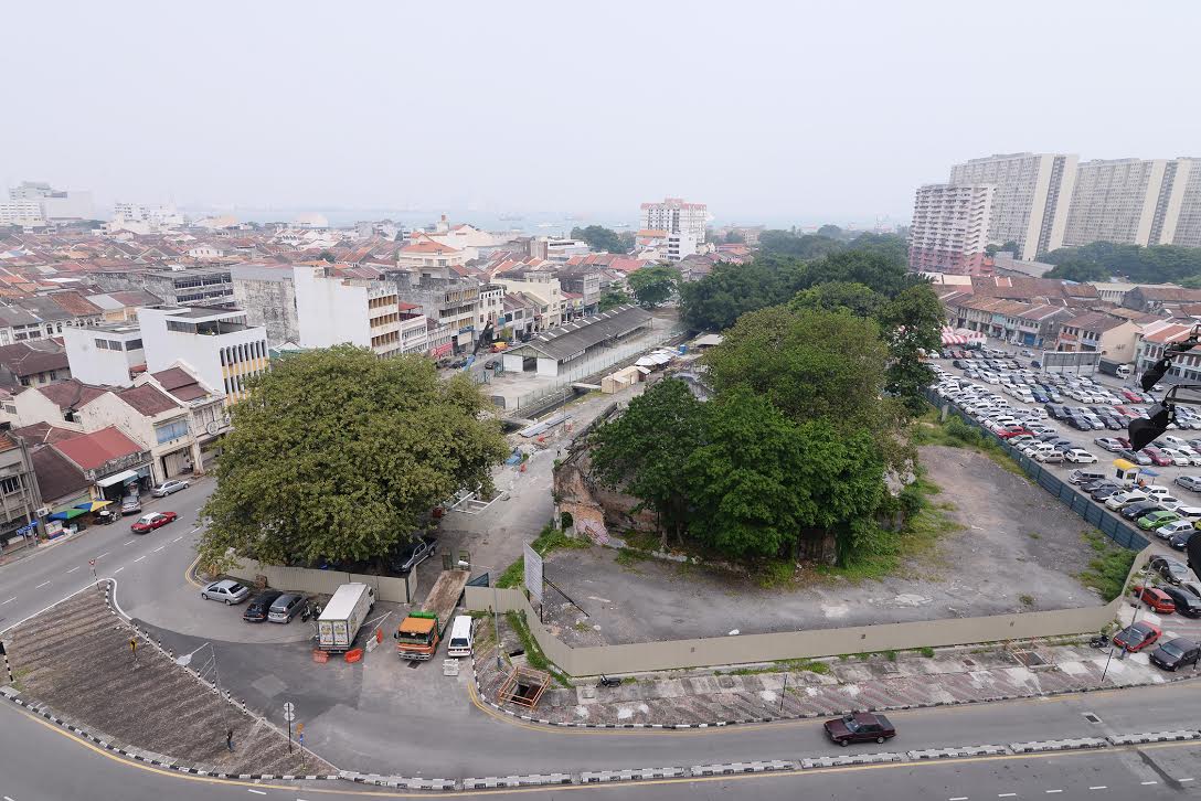 The whole 5.5 acres of land along Prangin Road that used to be the Sia Boey market will become the proposed RM100mil Penang Heritage Arts District. — Picture by K.E.Ooi