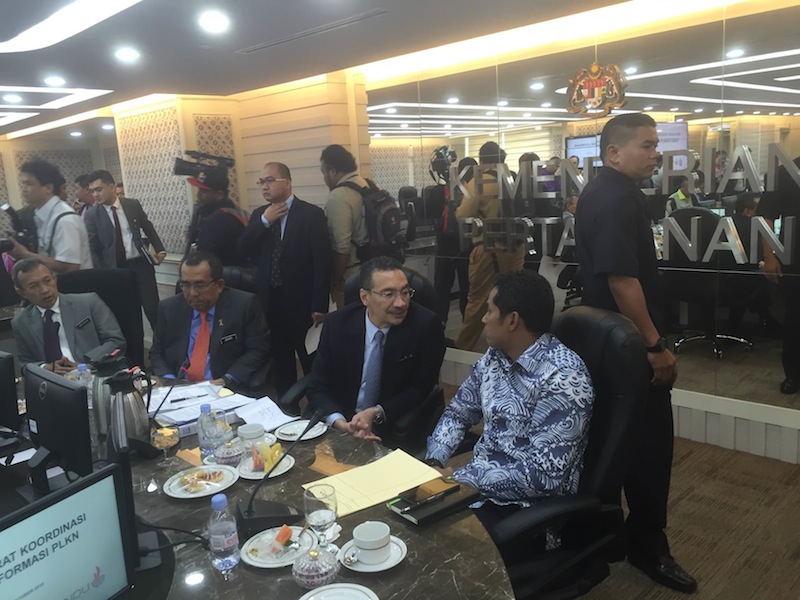 Defence Minister Datuk Seri Hishammuddin Hussein and Youth and Sports Minister Khairy Jamaluddin chairing a meeting together at the Defence Ministry in Kuala Lumpur, October 8, 2015. u00e2u20acu201d Picture by Kamles Kumaru00c2u00a0