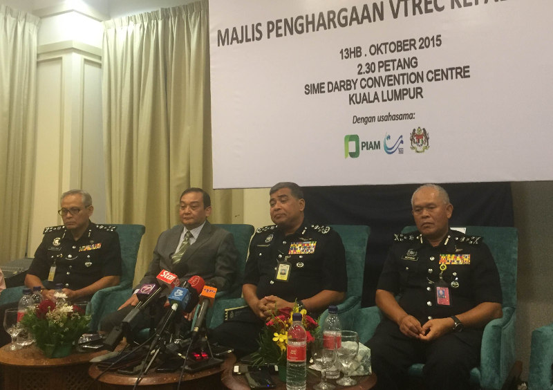 Inspector General of Police Tan Sri Khalid Abu Bakar (third left) speaking to reporters at Sime Darby Convention Center, Kuala Lumpur, October 13, 2015. u00e2u20acu201d Picture by Kamles Kumar