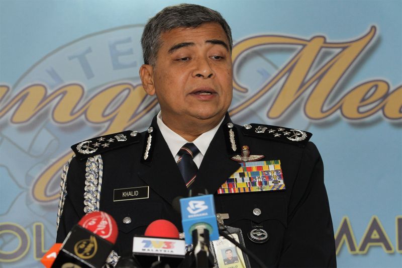 IGP Tan Sri Khalid Abu Bakar speaks at a news conference held at the Maktab PDRM in Cheras, October 23, 2015. u00e2u20acu2022 Picture by Yusof Mat Isa