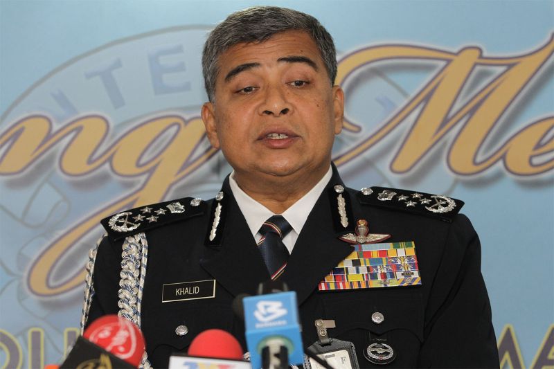 IGP Tan Sri Khalid Abu Bakar speaks at a news conference held at the Maktab PDRM in Cheras, October 23, 2015. u00e2u20acu2022 Picture by Yusof Mat Isa