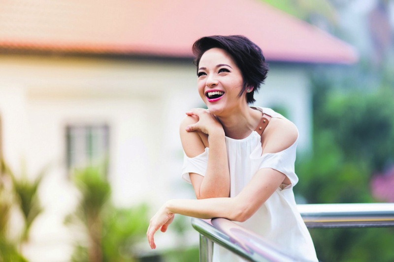 Class 95FM DJ Simone Heng. u00e2u20acu201d TODAY pic