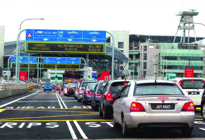 Tuas checkpoint. u00e2u20acu201du00c2u00a0TODAY file photo