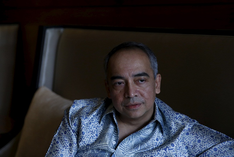 Malaysiau00e2u20acu2122s CIMB Chairman Datuk Seri Nazir Razak, and brother of Prime Minister Datuk Seri Najib Razak, attends an interview with Reuters in Kuala Lumpur, Malaysia, October 31, 2015. u00e2u20acu201d Reuters pic