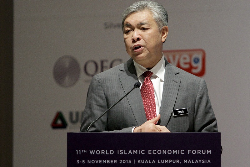 Deputy Prime Minister Datuk Seri Dr Ahmad Zahid Hamidi delivers his keynote address at the World Islamic Forum Foundation at the Kuala Lumpur Convention Centre in Kuala Lumpur, Nov 4, 2015. u00e2u20acu201d Picture by Yusof Mat Isa