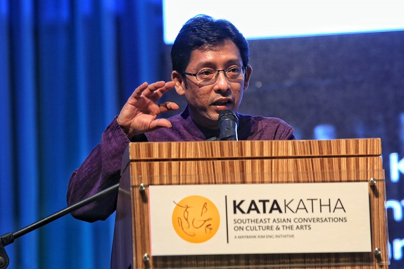 Pusaka founder-director Eddin Khoo at the official launch of KataKatha, a formative Southeast Asian arts & culture initiative by Maybank Kim Eng, in Kuala Lumpur, on November 12, 2015. u00e2u20acu201d Picture by Saw Siow Feng