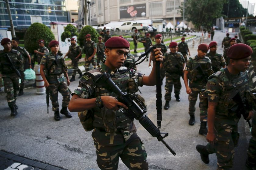 Malaysian soldiers arrive at the venue of the Asean summit in Kuala Lumpur, Malaysia November 21, 2015. u00e2u20acu201d Reuters pic