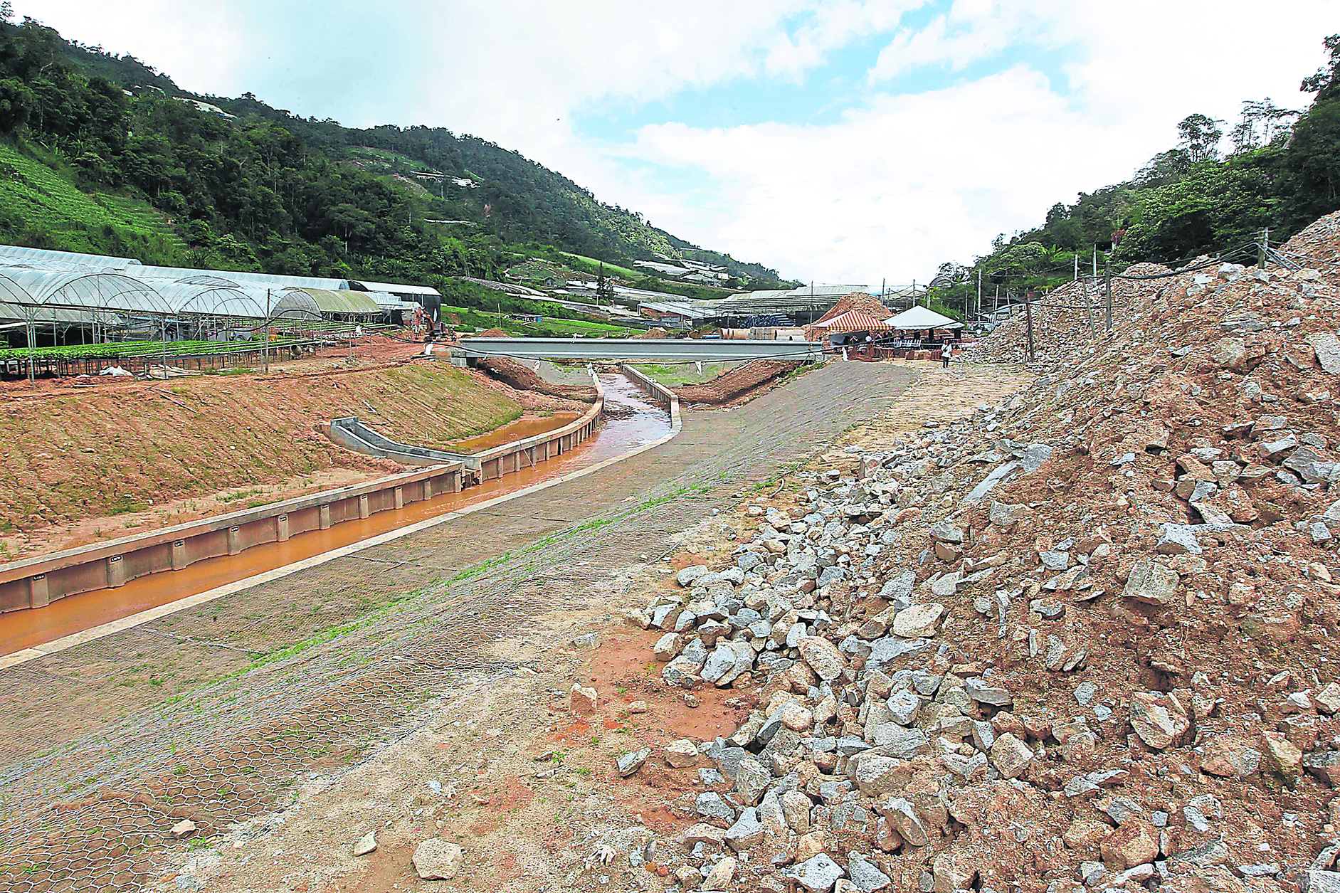 The flood barrier project in Bertam Valley is expected to be completed in May next year after a six-month delay. 