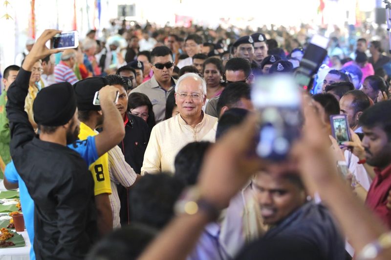 Arrival of Datuk Seri Najib Razak to the PPP Deepavali open house at Brickfield, November 10, 2015. u00e2u20acu201d Picture by Choo Choy May