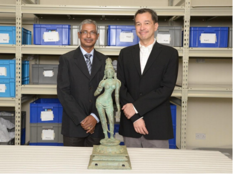 KP Mohandas, Assistant Superintending Archaeologist, Archaeological Survey of India with Alan Chong, Director of Asian Civilisations Museum witnessing the return of the 11th century bronze sculpture. u00e2u20acu201d Picture by ACM via TODAY