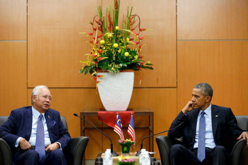 Prime Minister Datuk Seri Najib Razak (left) and US President Barack Obama speak to reporters after their bilateral meeting on November 20, 2015, before the start of the Asean Summit in Kuala Lumpur. u00e2u20acu201d Reuters pic