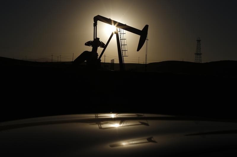 A pump jack is seen at sunrise near Bakersfield, California October 14, 2014. u00e2u20acu201d Reuters pic