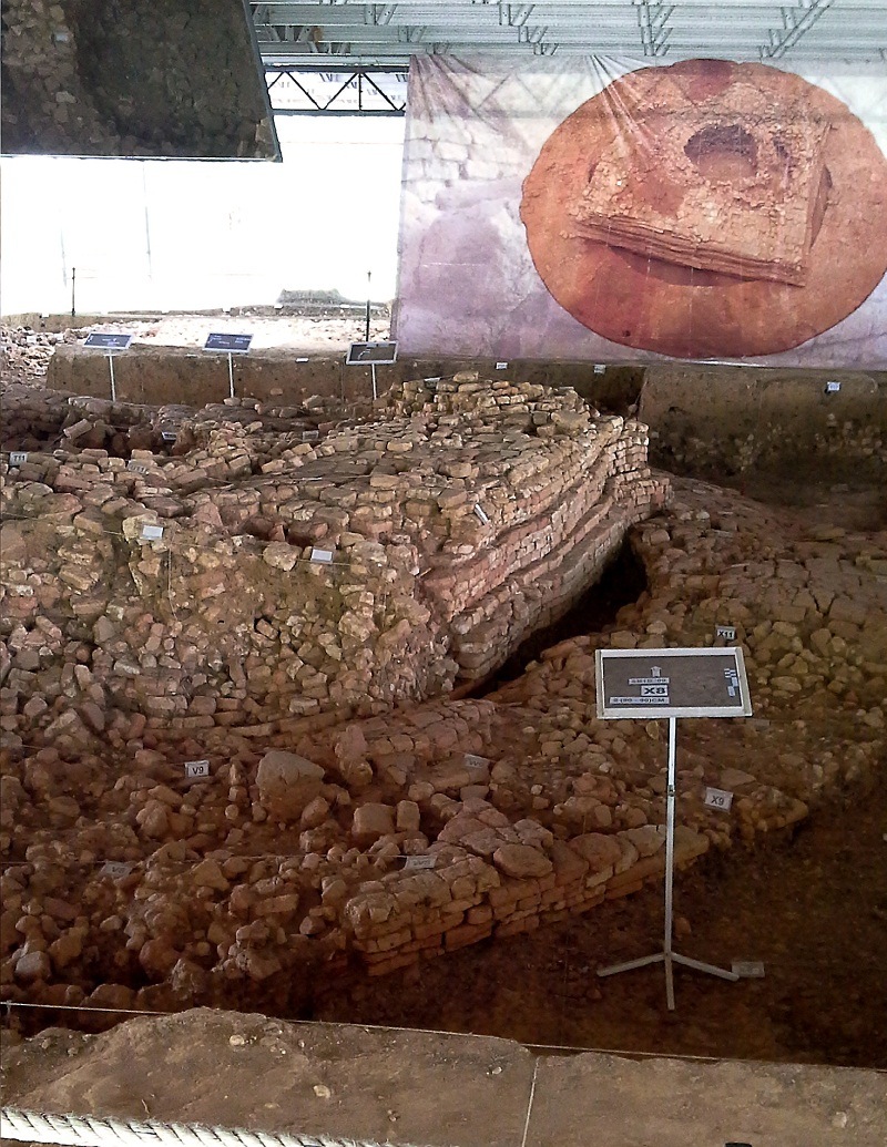The ritual monument structure found in Sungai Batu began with the  construction of a circle in the centre and rectangle on the top with a small circle above it. u00e2u20acu201du00c2u00a0Bernama pic
