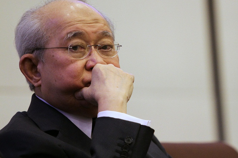 Tengku Razaleigh Hamzah at the G25 forum titled u00e2u20acu02dcIslam in a Constitutional Democracyu00e2u20acu2122 at the Persatuan Alumni Universiti Malaya (PAUM) Club House in Kuala Lumpur, December 5, 2015. u00e2u20acu201d Picture by Yusof Mat Isa