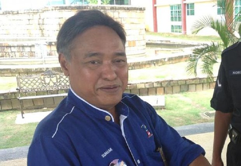 Dewan Negara riuh sewaktu Datuk Mohd Suhaimi Abdullah menceritakan masalah pekerja asing tidak menghormati senator dan tidak memahami bahasa Melayu. u00e2u20acu201d Foto ehsan Facebook/Suhaimi Abdullah