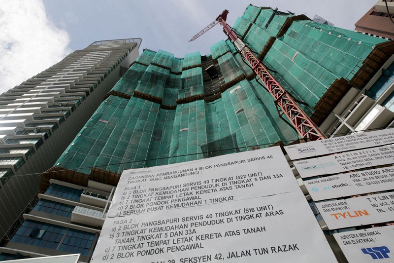 While not yet a trend, there is a discernible pattern of owners selling off their property in order to hold on to cash. — Picture by Choo Choy May