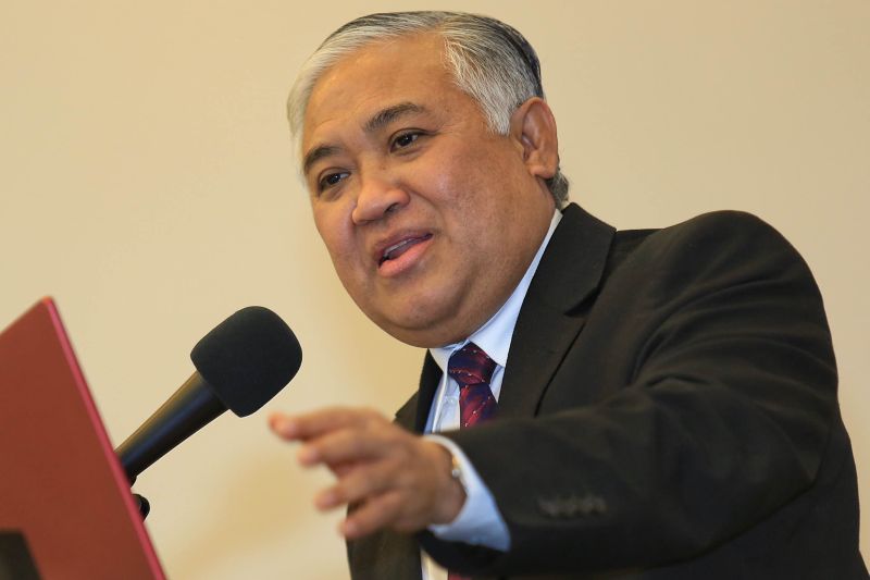 Chairman of the Indonesian Council of Ulamau00e2u20acu2122s advisory council, Dr Din Syamsuddin, claims that Prophet Muhammad had merely created a social, not political system during his time. u00e2u20acu2022 Picture by Saw Siow Feng