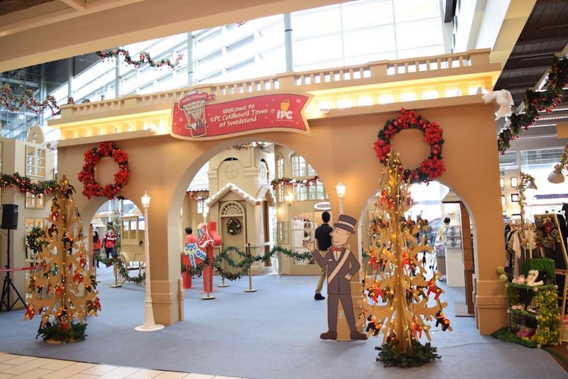 Shoppers who guess the correct number of items in six Christmas window displays will win fabulous prizes worth over RM30,000.