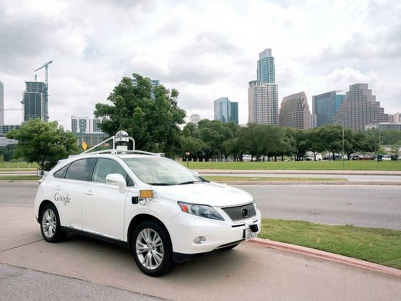 Googleu00e2u20acu2122s fleet of self-driving cars has covered more than 3.2-million km since 2010. u00e2u20acu2022 TODAY pic