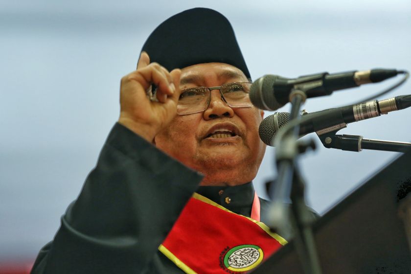 Perkasa president Ibrahim delivers a speech during the groupu00e2u20acu2122s annual general meeting at Pusta Islam KL, December 20, 2015.  u00e2u20acu201d Picture by Saw Siow Feng