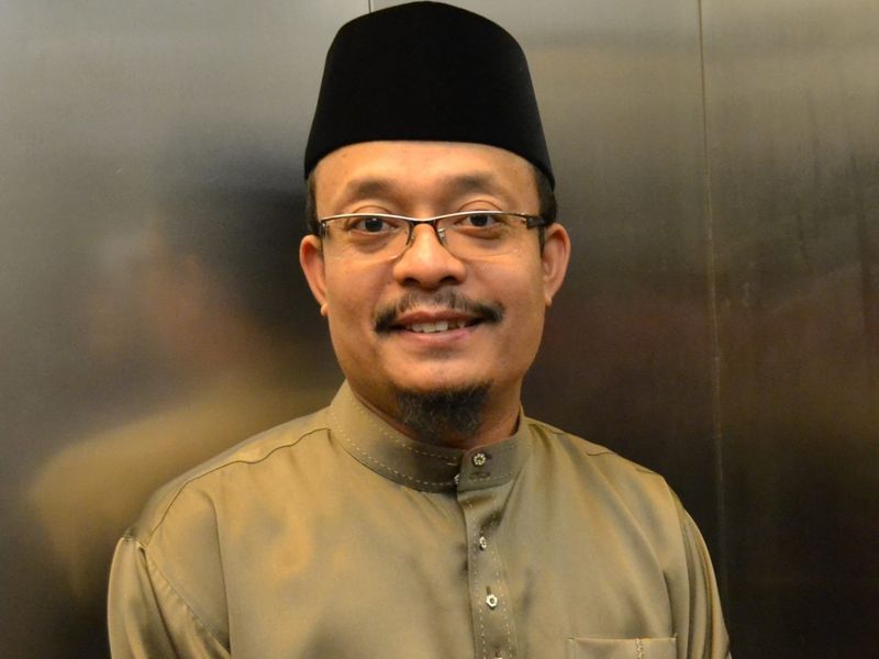 Ustaz Kazim Elias mendakwa cuma dapat RM2,000 daripada bayaran RM20,000 yang dikenakan penganjur. u00e2u20acu201d Foto ehsan Facebook/Kazim Elias