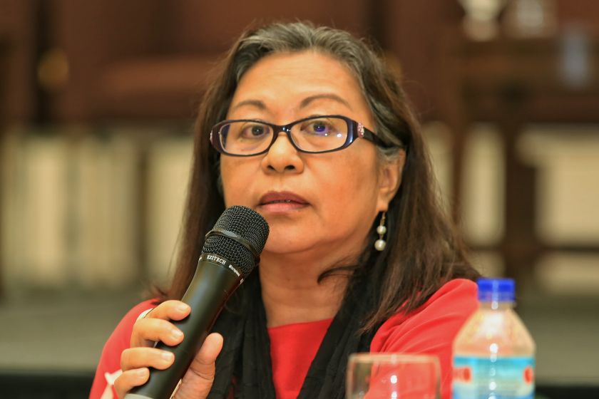 Maznah said that the world appears to be moving towards extremism, and not moderation. u00e2u20acu2022 Picture by Saw Siow Feng